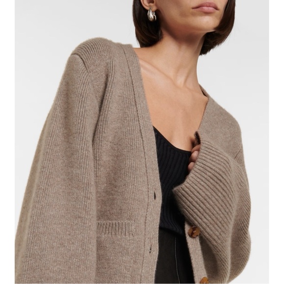 KHAITE NWT Scarlet Cashmere Cardigan Sweater Barley, size Medium - Picture 14 of 16